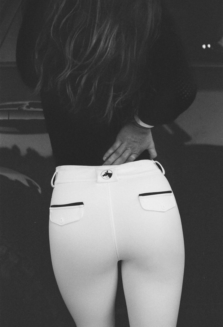 Soleá White Breech