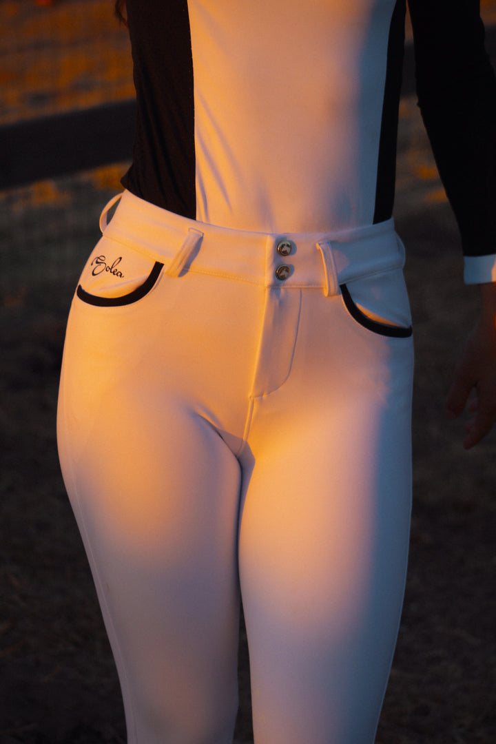 Soleá White Breech